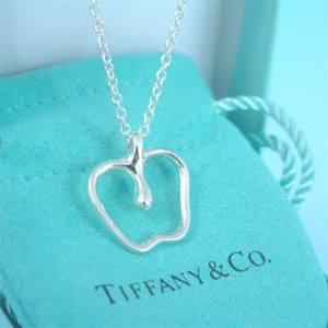 tiffanyapple1.jpg